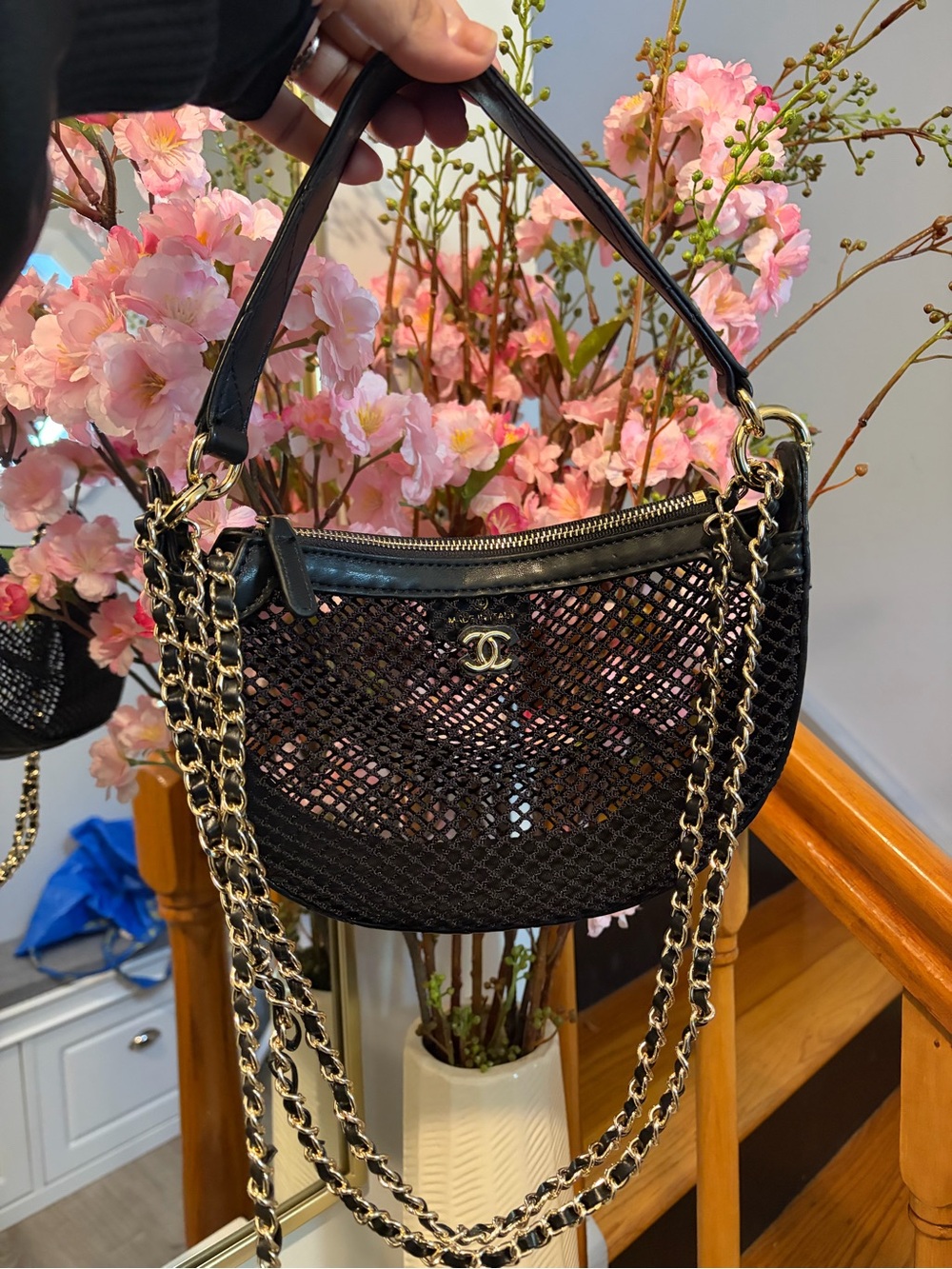 RARE VIP MULTI-STRAP BAG + DETACHABLE COIN PURSE